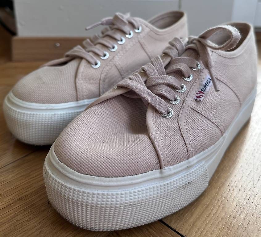 Scarpe da donna: Superga Plateau, Gr. 40 – Usato da Zürich venduto da fab_fwr9 1