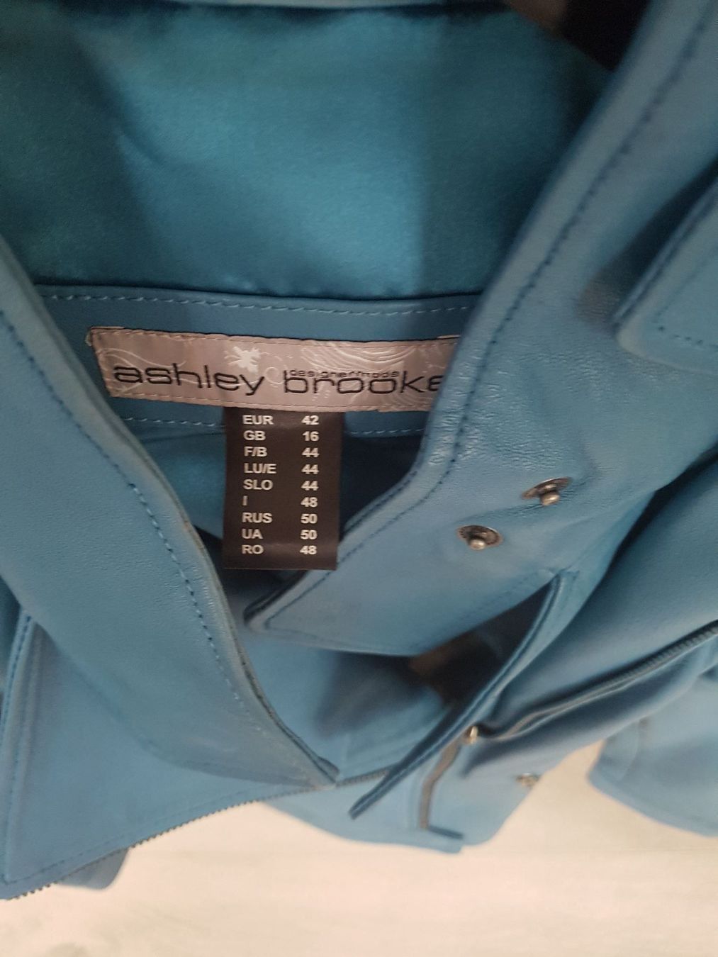 Giacche: Petrolfarbene Lederjacke gr. 42 – Nuovo (secondo la descrizione) da Emmenbrücke venduto da Dior09 3