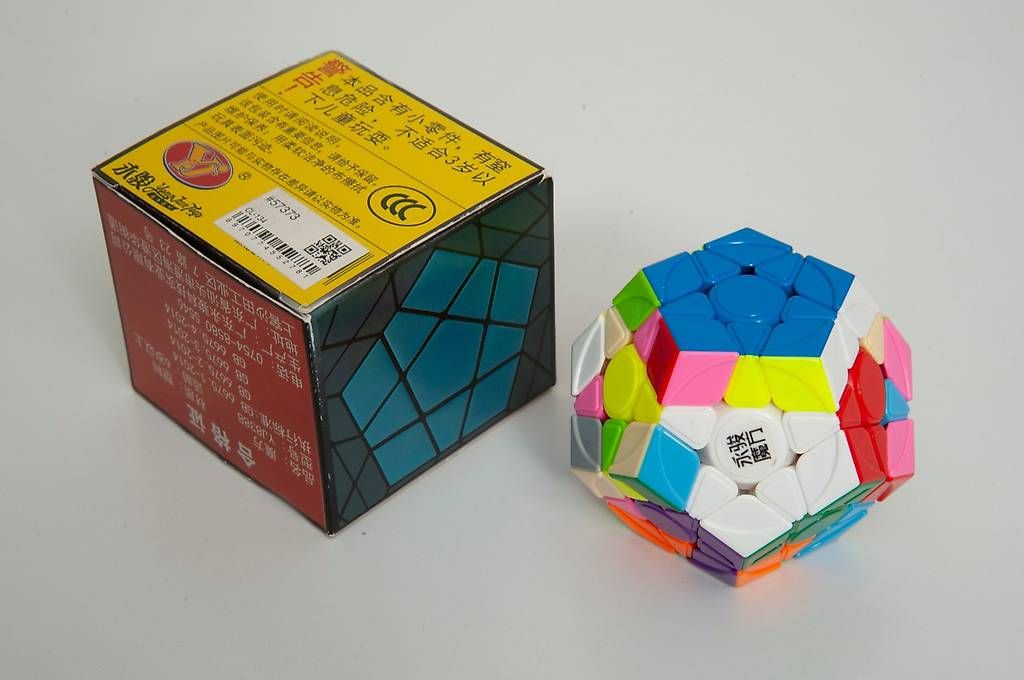 Rubik's Giochi: Lot Rubik's Cube – Usato da Lausanne venduto da Phlox02 7
