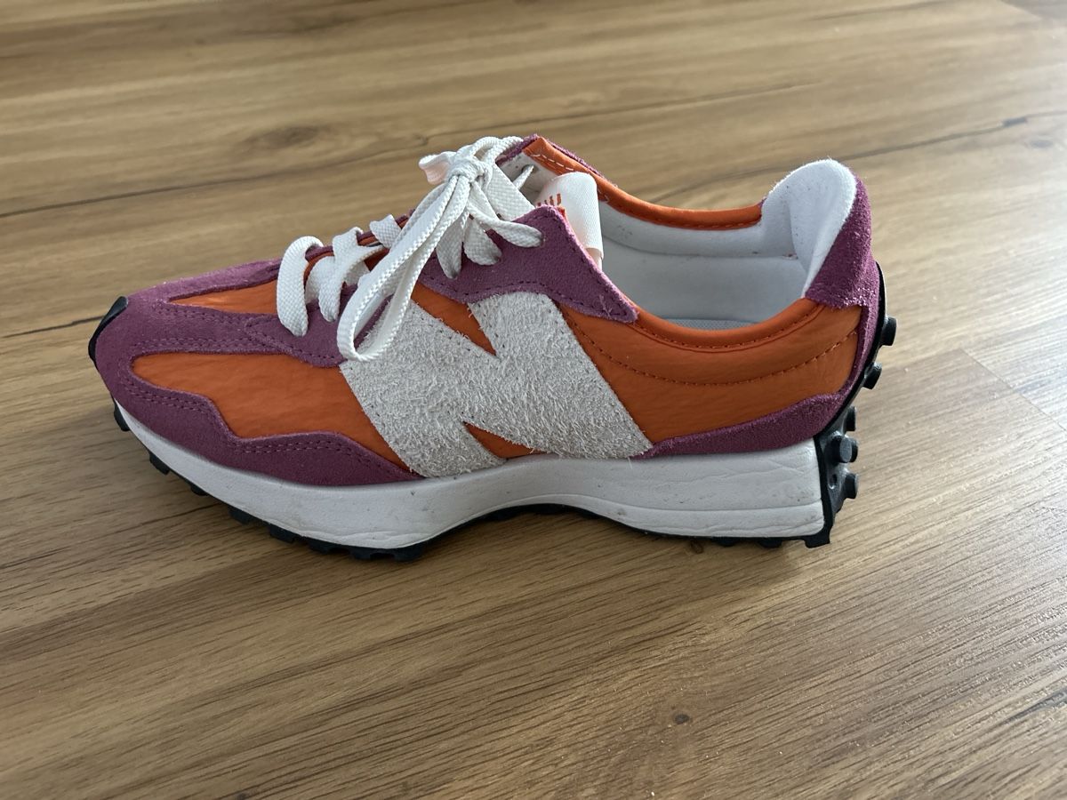 New Balance Damenschuhe: New Balance 327 Sneaker, Gr. 37.5 EU – Neu (gemäss Beschreibung) aus Rothenburg von Calciatore75