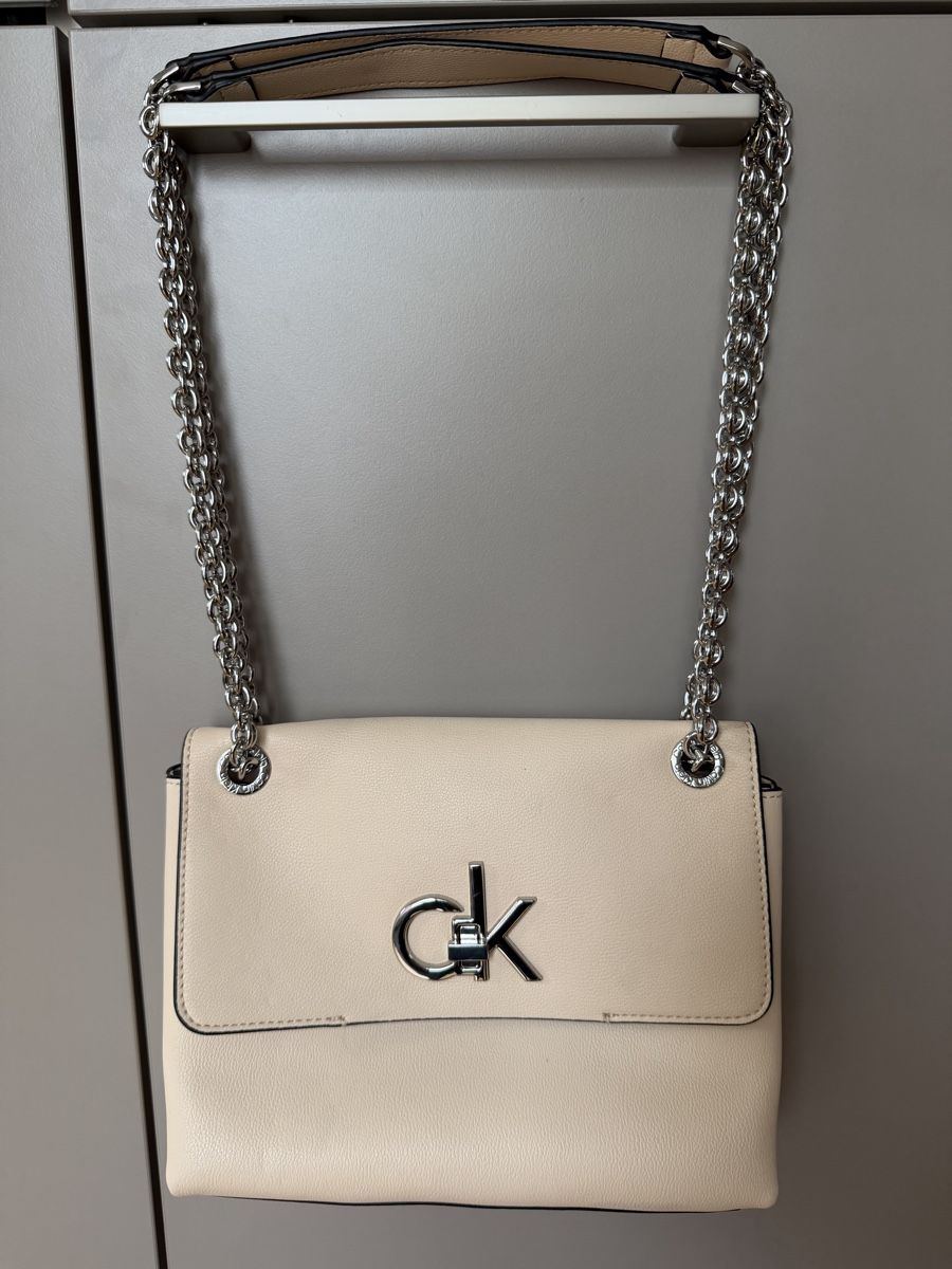 Calvin Klein Borse da donna: Calvin Klein Handtasche / Umhängetasche – Nuovo (secondo la descrizione) da Gossau SG venduto da mrs_h99 3