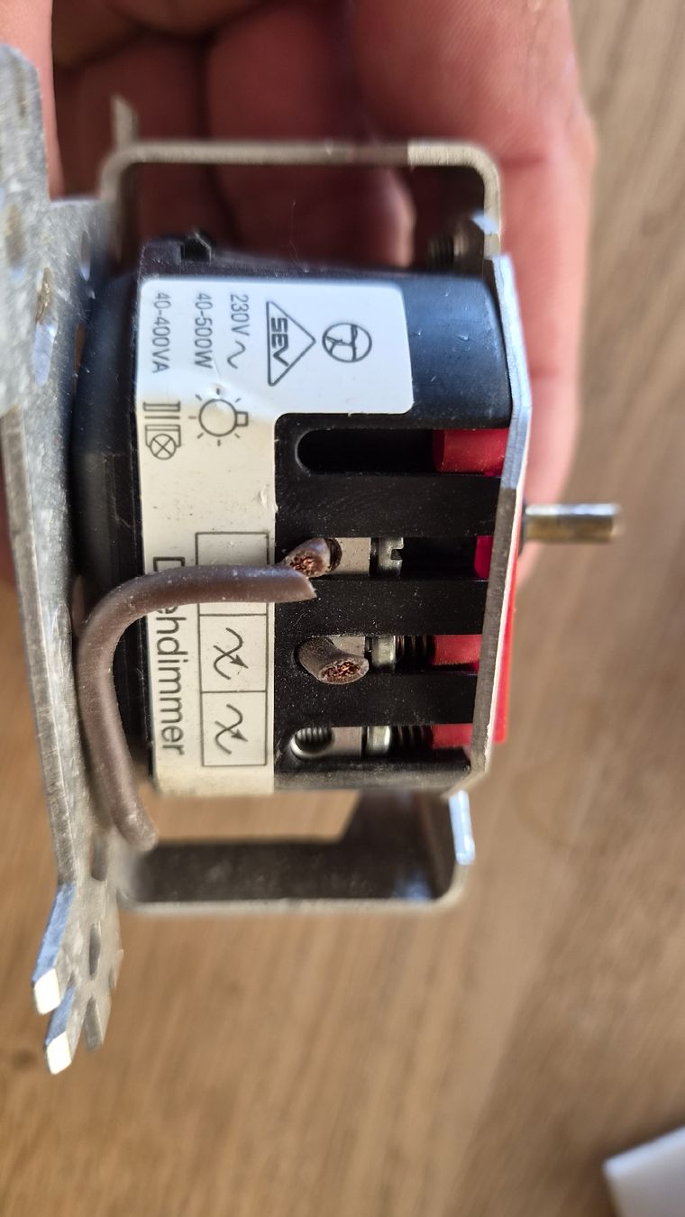 Feller Schalter: Feller Drehdimmer – Gebraucht aus Teufen ZH von finetec 2