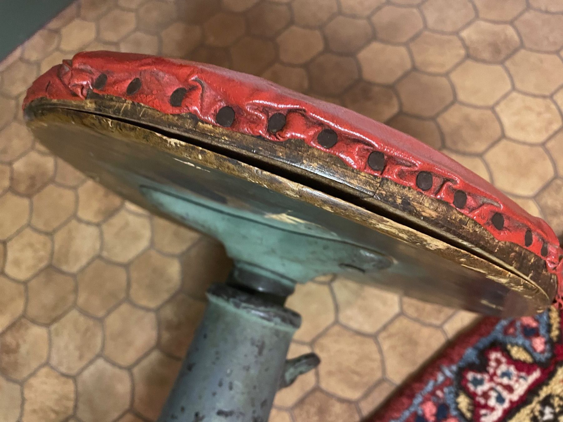 Hocker: Singer Industriehocker, Werkstatthocker, Gusseisen – Gebraucht aus Zürich von Caro55 6