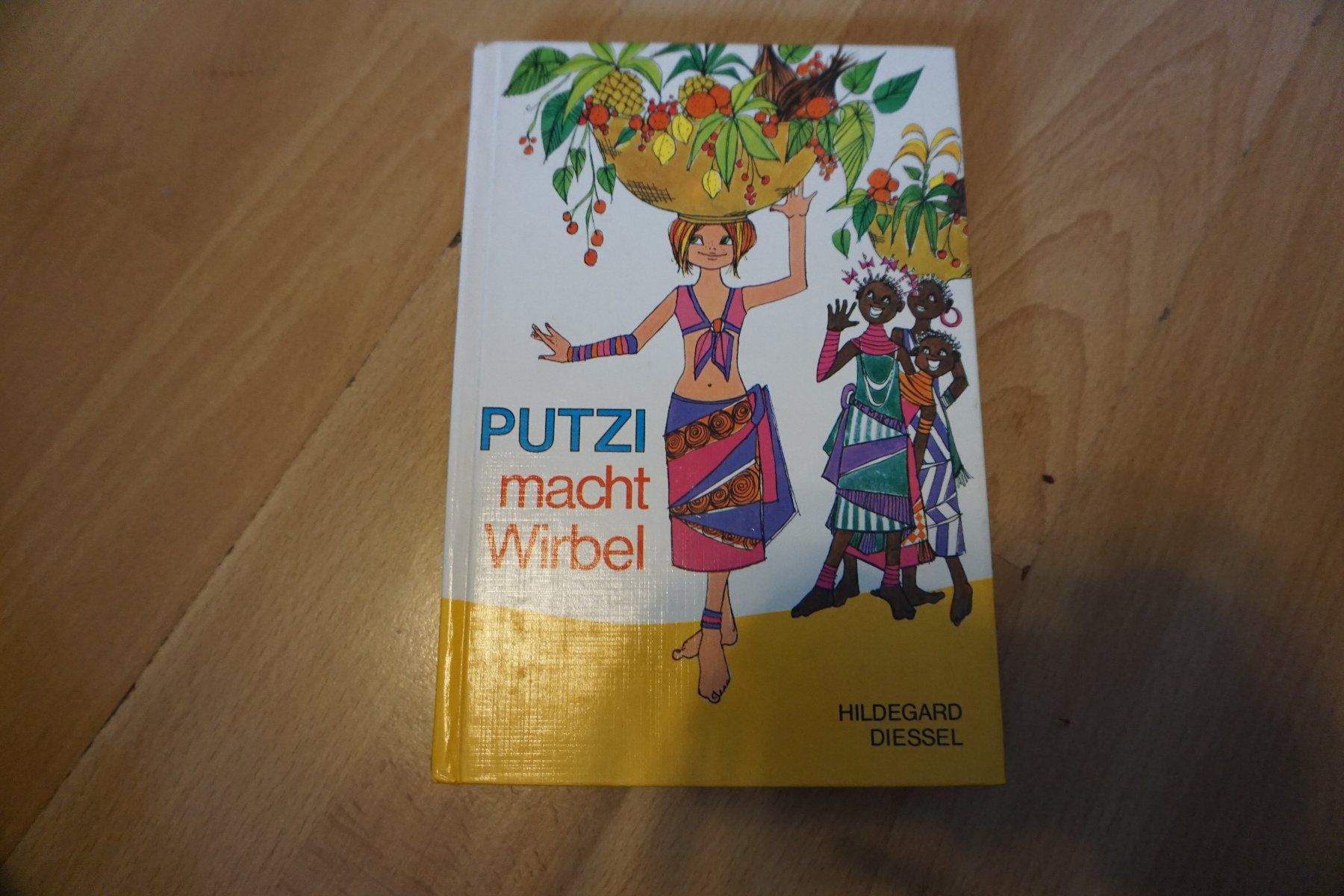 Bücher: Putzi macht Wirbel Buch – Gebraucht aus Zürich von einalemjena