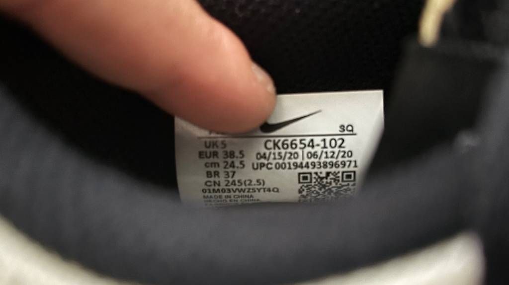 Scarpe da donna: Nike Low Dunk Disrupt noir/blanche – Usato da Châtel-St-Denis venduto da leacherre 3