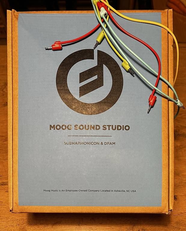 Strumenti musicali: Moog Sound Studio: DFAM & Subharmonicon  – Nuovo e nell'imballaggio originale da Knonau venduto da CEPPIGATTI 4