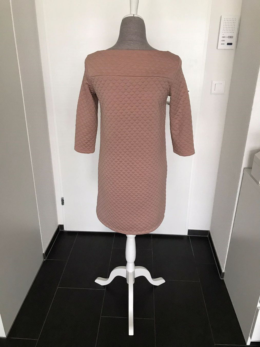 Vestiti: Sehr schöne Kleid – Usato da Winkel venduto da Glamour4You 3