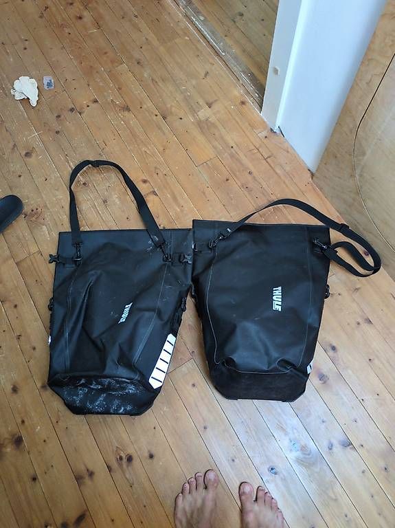 Borse: Zwei Thule vélo taschen – Usato da Zürich venduto da sansavenir 1