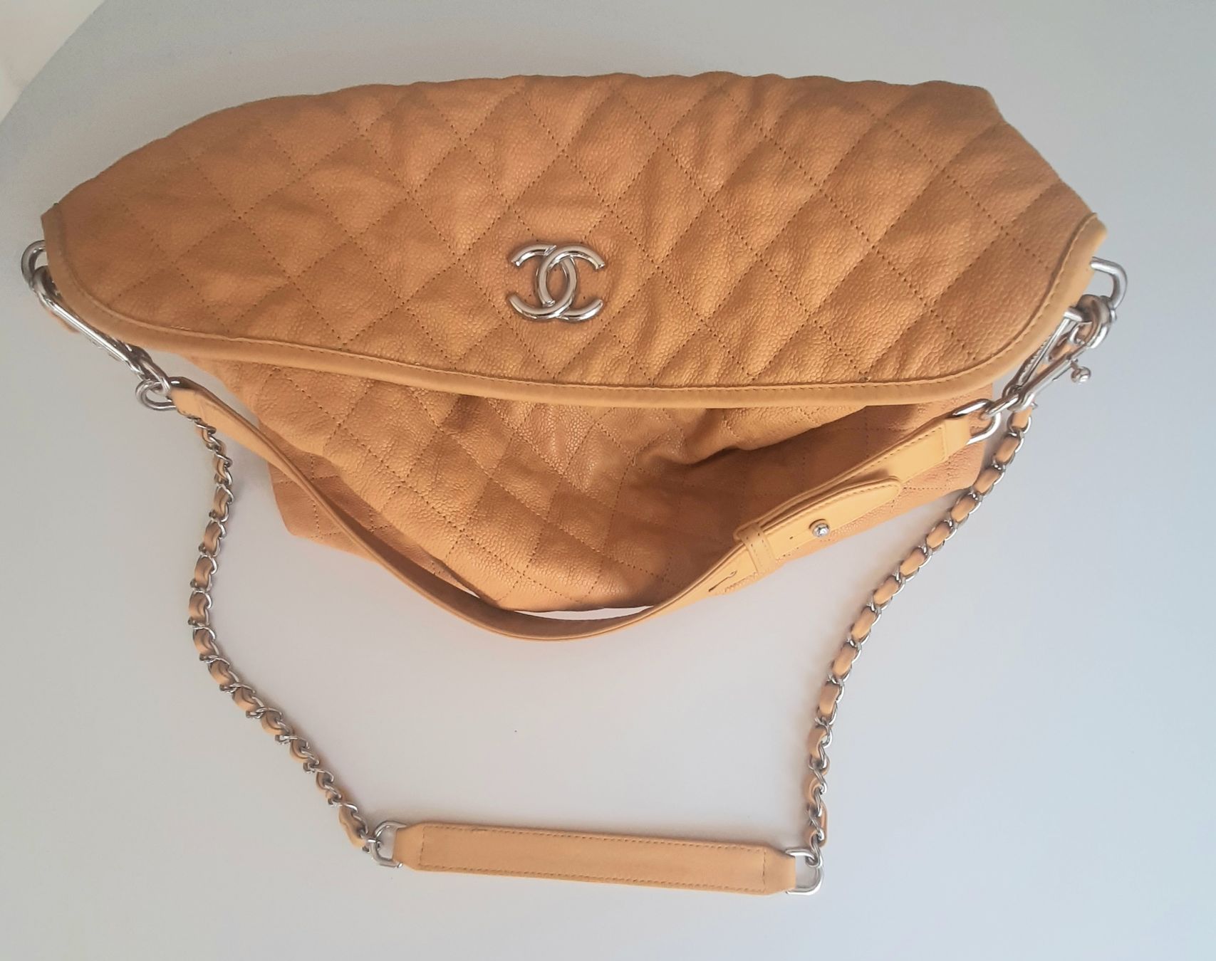 Chanel Borse da donna: Sac Chanel cuir caviar 2011 – Usato da Chêne-Bourg venduto da chsandra34 1