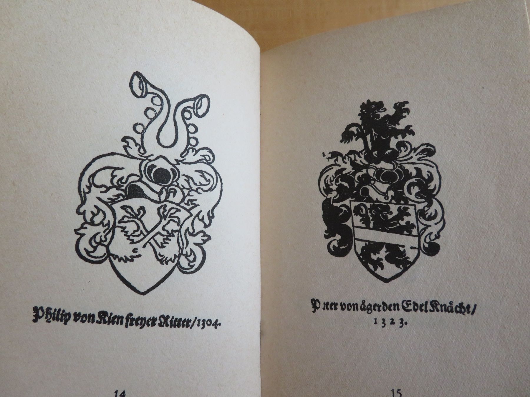 Libri: Drei Wappenbüchlein – Usato da Bern venduto da mordswein 2