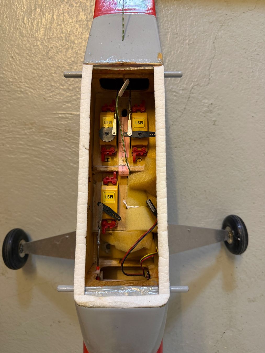 Graupner Modellismo RC: RC Modellflugzeug Graupner Taxi I – Usato da Duggingen venduto da Ysvogel 2
