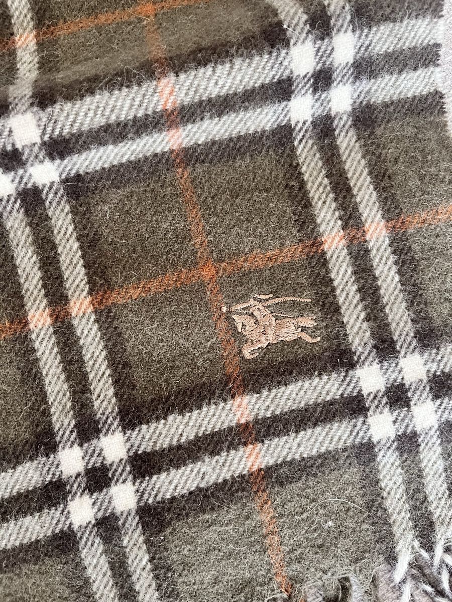 Burberry Foulard & Sciarpe: Burberry scarf wool check pattern olive green color – Usato da Lausanne venduto da Danash 1