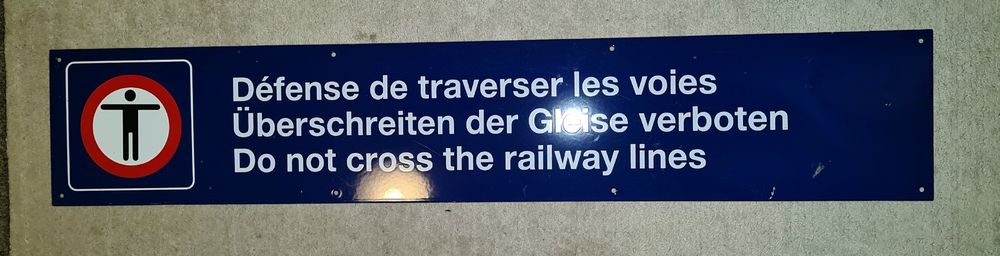 1-plaque-d-fense-de-traverser-les-voies-gebraucht-in-cortaillod-f-r