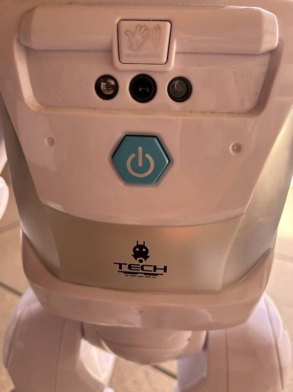 Jouets: Robot télécommandé – Neuf (Voir description) à Delémont par maintendue69 1