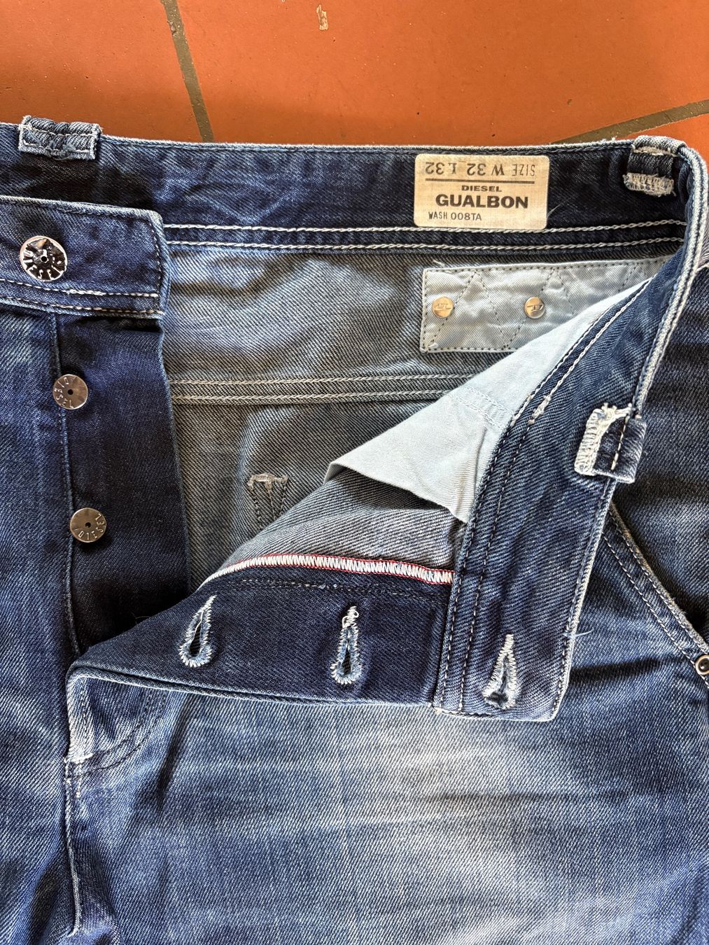 Jeans: Short denim Diesel, size 32 – Gebraucht aus Auvernier von Arocc 2