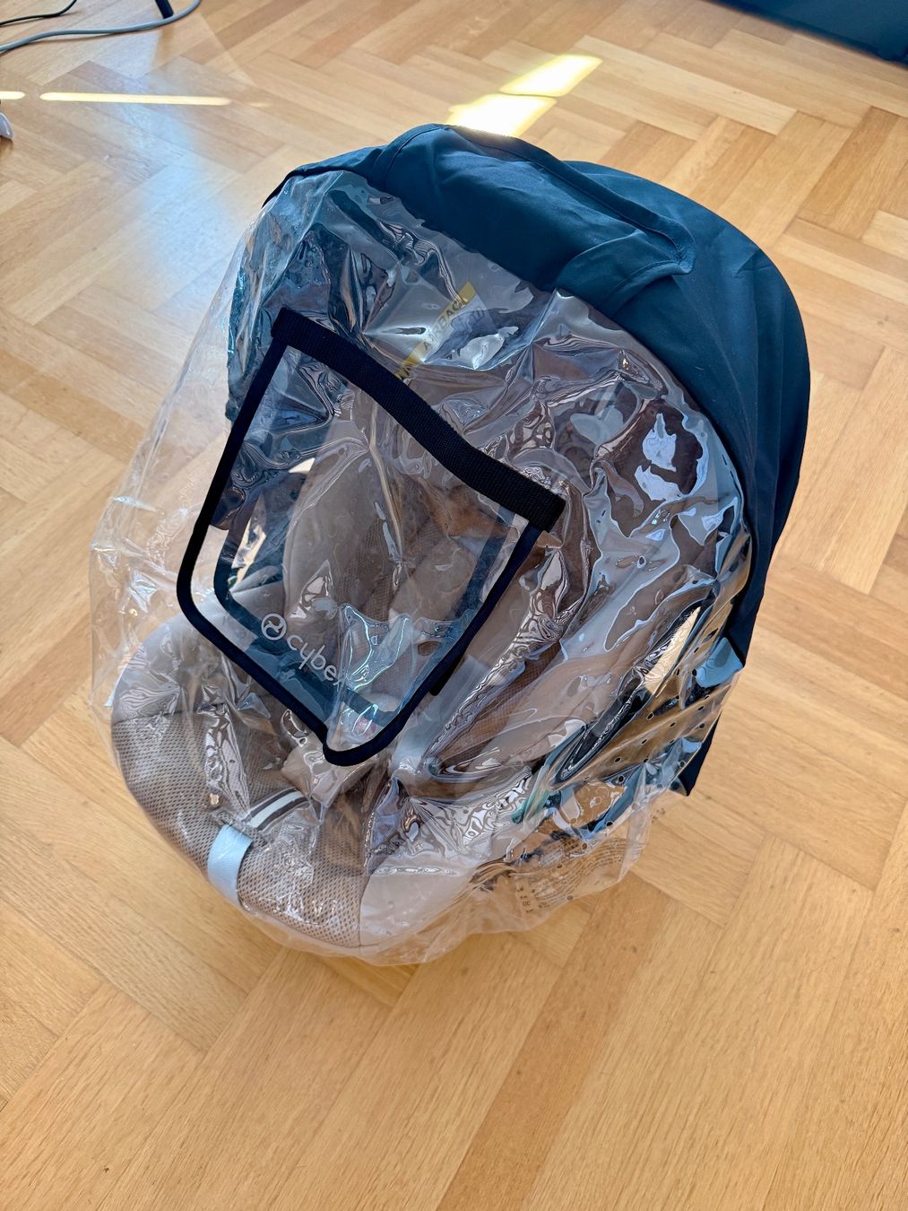 Cybex Sièges auto: Cybex Kindersitz + Isofix – D'occasion à Herrliberg par milkiway93 4