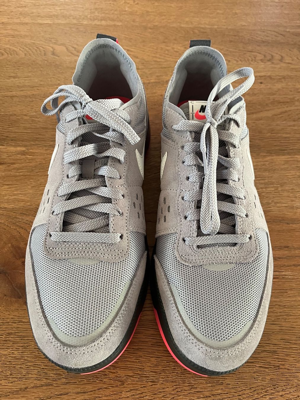 Nike Scarpe da uomo: Sneaker Nike C1TY Cement Grey Hyper Grösse EUR 44 – Usato da Kleindietwil venduto da sternenstaub_as 2