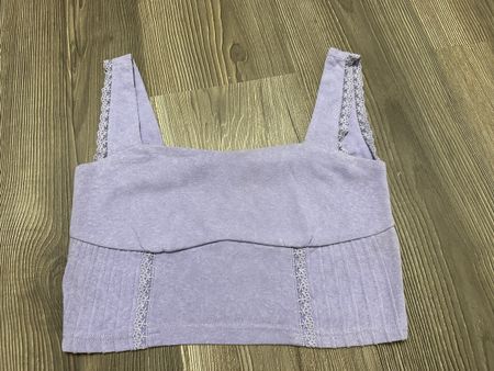 Lila Top mit Rüschen von Lost Ink Gr. S