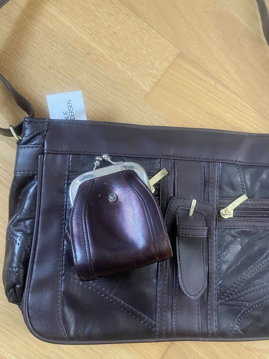 Taschen für Damen: Leder Bag  – Gebraucht aus Dietikon von Tdaf33 1