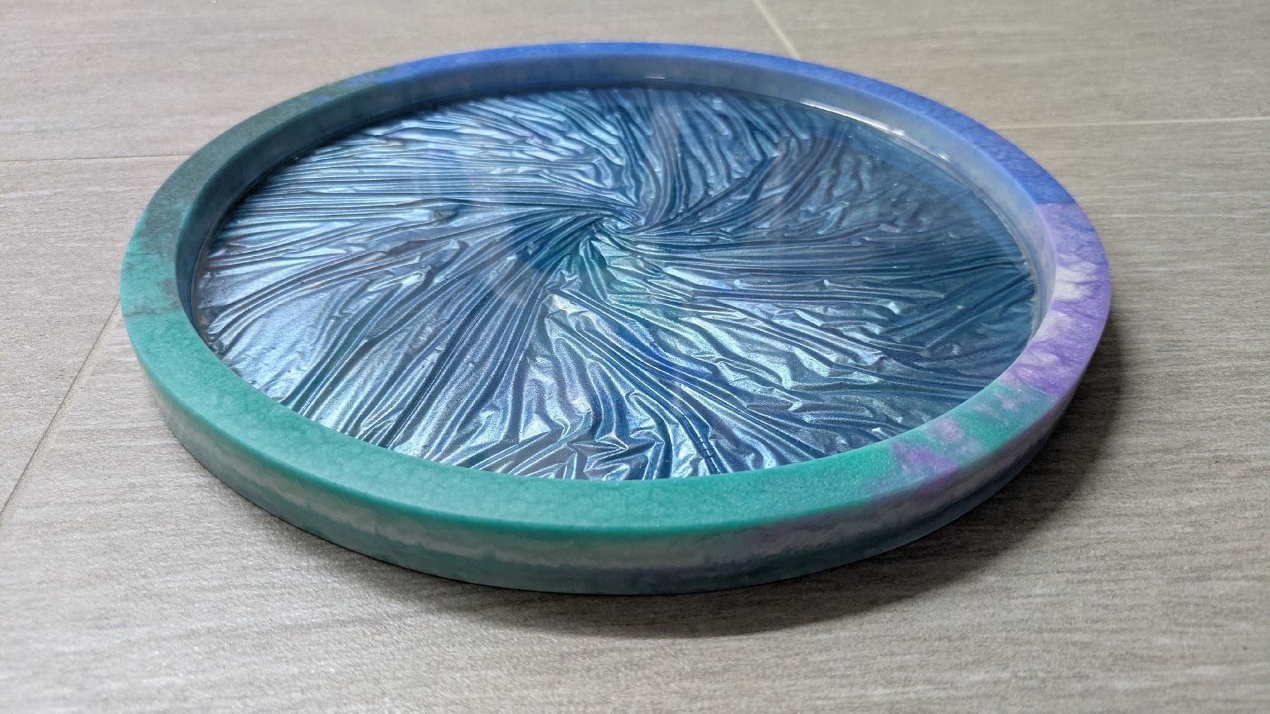 Tutte le decorazioni: Tablett aus Epoxidharz| Unikat mit 3D Effekt – Nuovo (secondo la descrizione) da Möhlin venduto da Blunierus 1