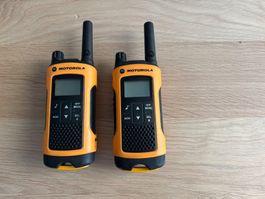 2x Motorola T80 Walkie Talkies Funkgeräte