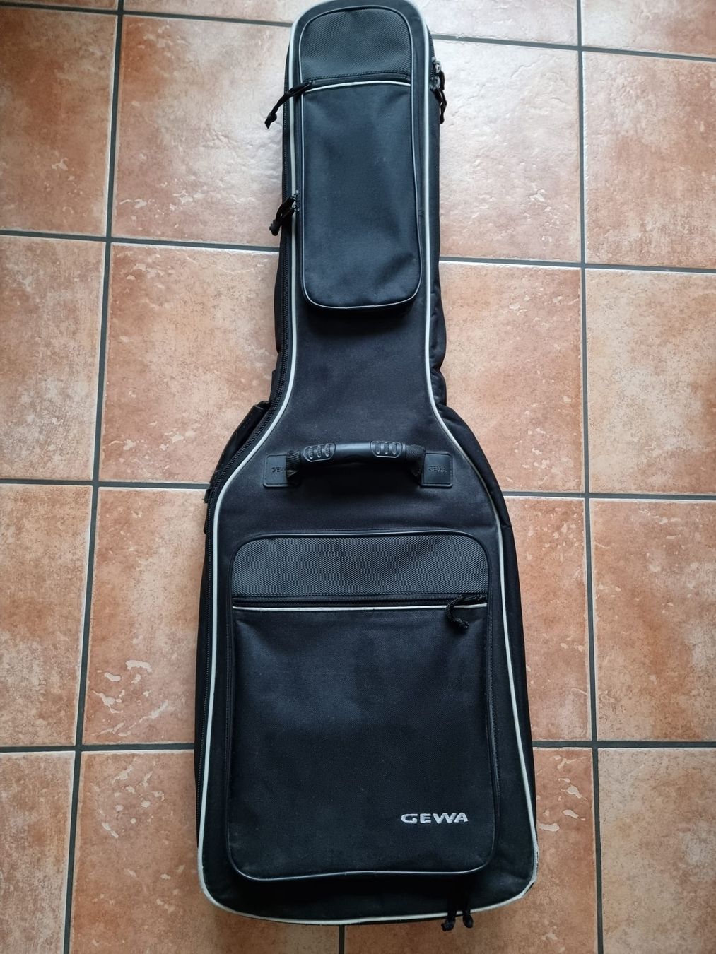 Washburn Strumenti musicali: Washburn Gitarre MG - 74 – Usato da Sissach venduto da drugho 6