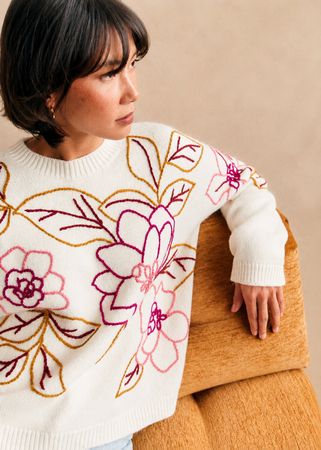 Sézane Pullover mit Blumenstickerei – Gr. M