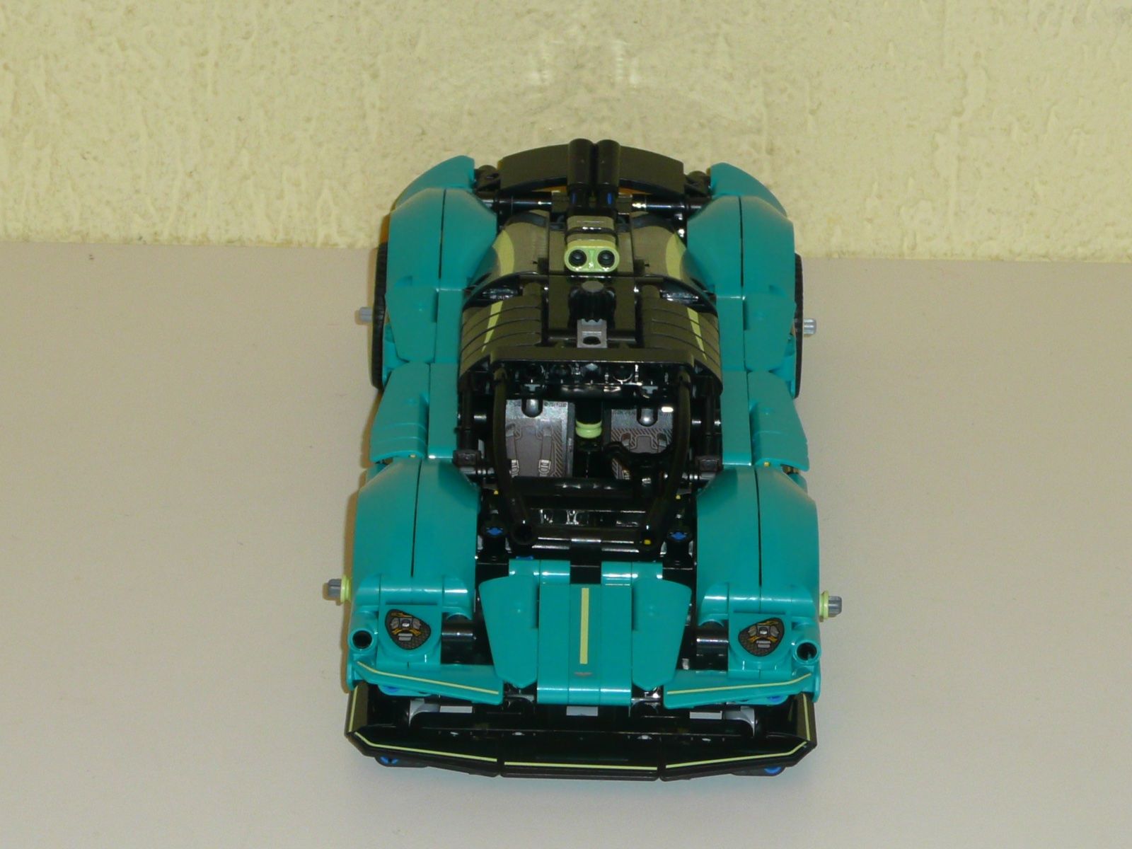 Lego Giocattoli: Lego Technik " Aston Martin Valkyrie " NEU – Nuovo (secondo la descrizione) da Kriens venduto da Taurus12 3