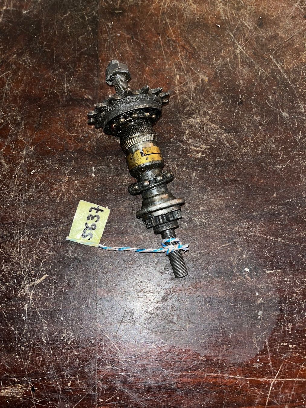 Sachs Parti ricambio per ciclomotori: Mofa Rücktritt Hinterrad Achse – Usato da Fahrni b. Thun venduto da berger_tuning34