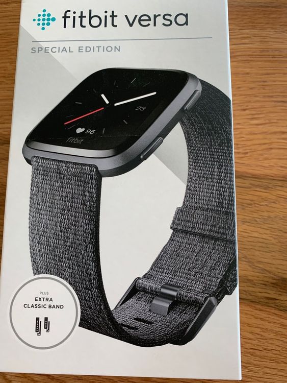 Fitbit versa charcoal hot sale woven band