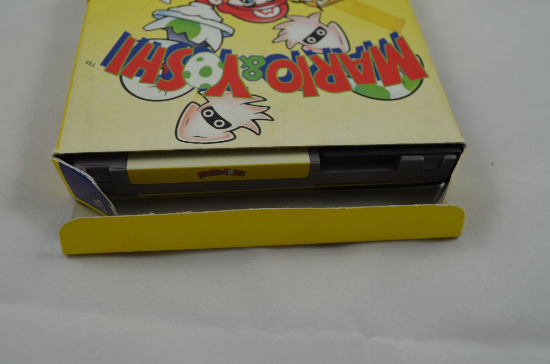 Giochi: Mario & Yoshi NES Spiel CIB – Usato da Buchs AG venduto da SellAndBuyX 1