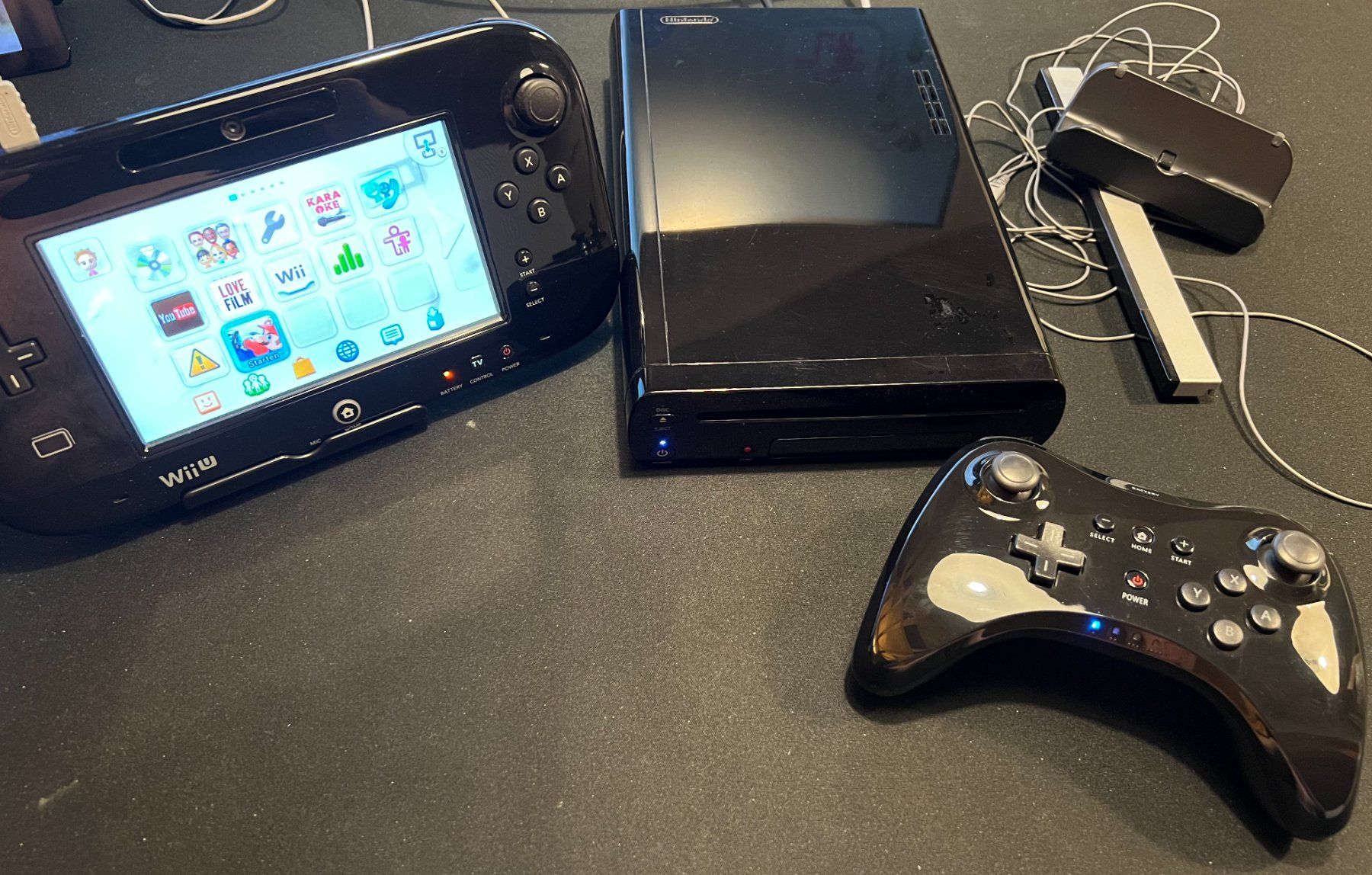 Nintendo Consoles: Wii U mit 12 Spielen – D'occasion à Uster par Stoessda