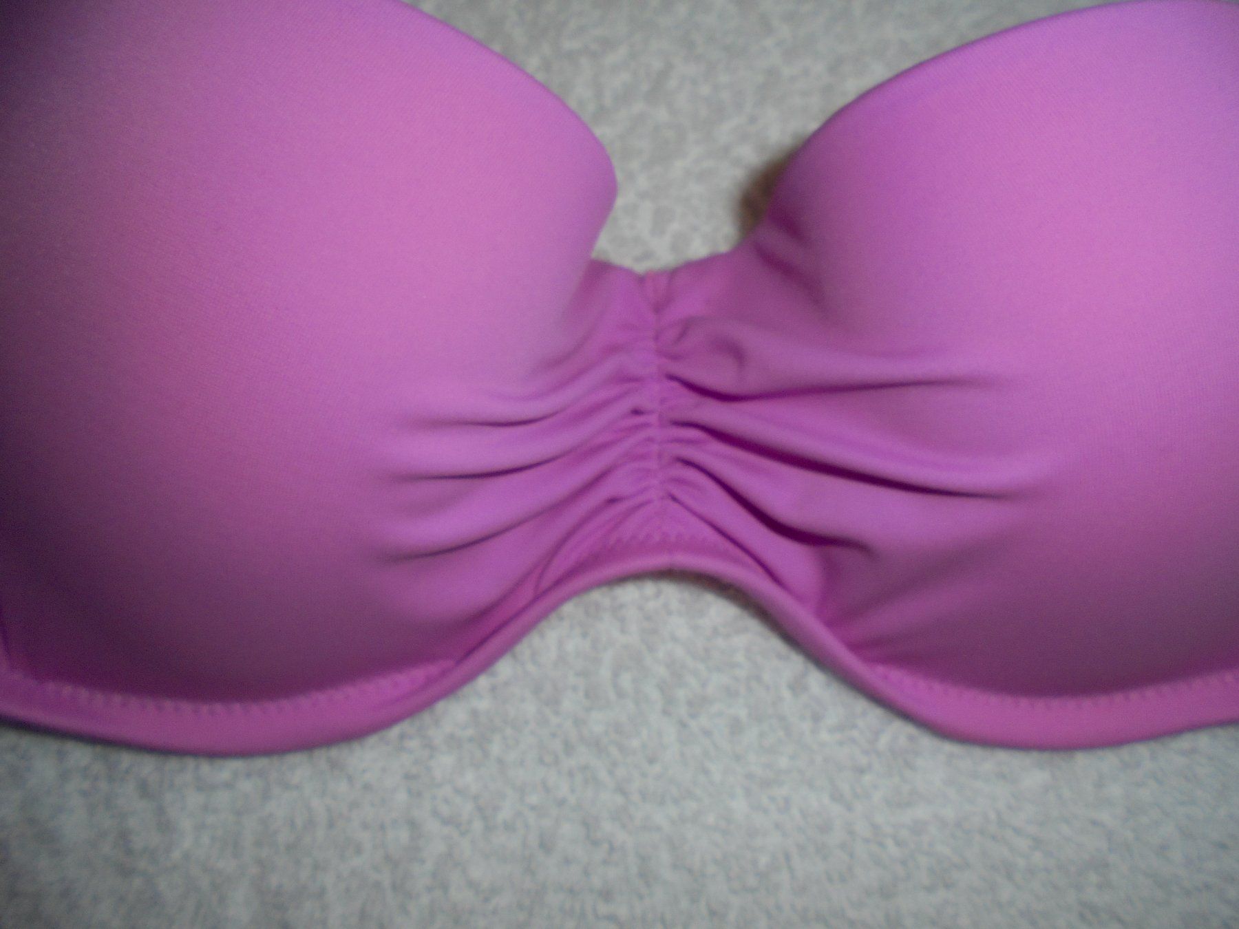 Victoria's Secret Costumi da bagno & Bikini: VICTORIA'S SECRET BIKINI-OBERTEIL GR. 75 B – Nuovo e nell'imballaggio originale da Aarau Rohr venduto da PinkSchwein 1
