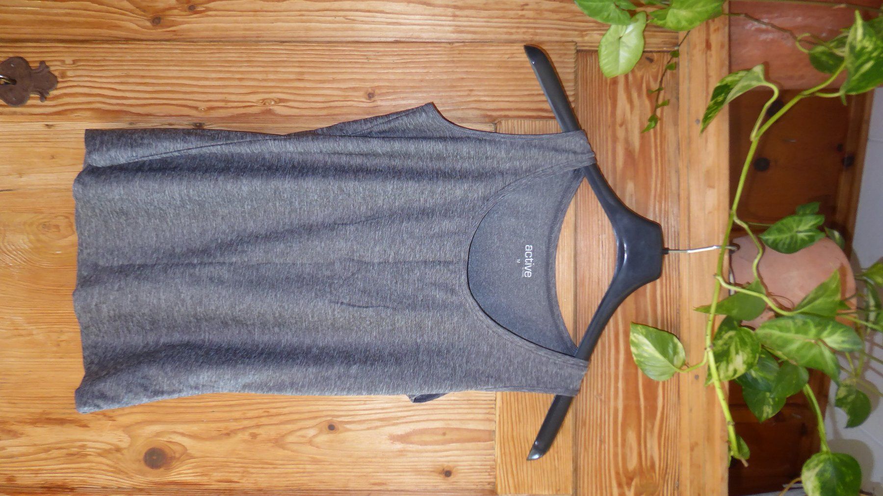 T-shirt: Sport Tshirt active Gr M – Usato da Sargans venduto da Benziner 3