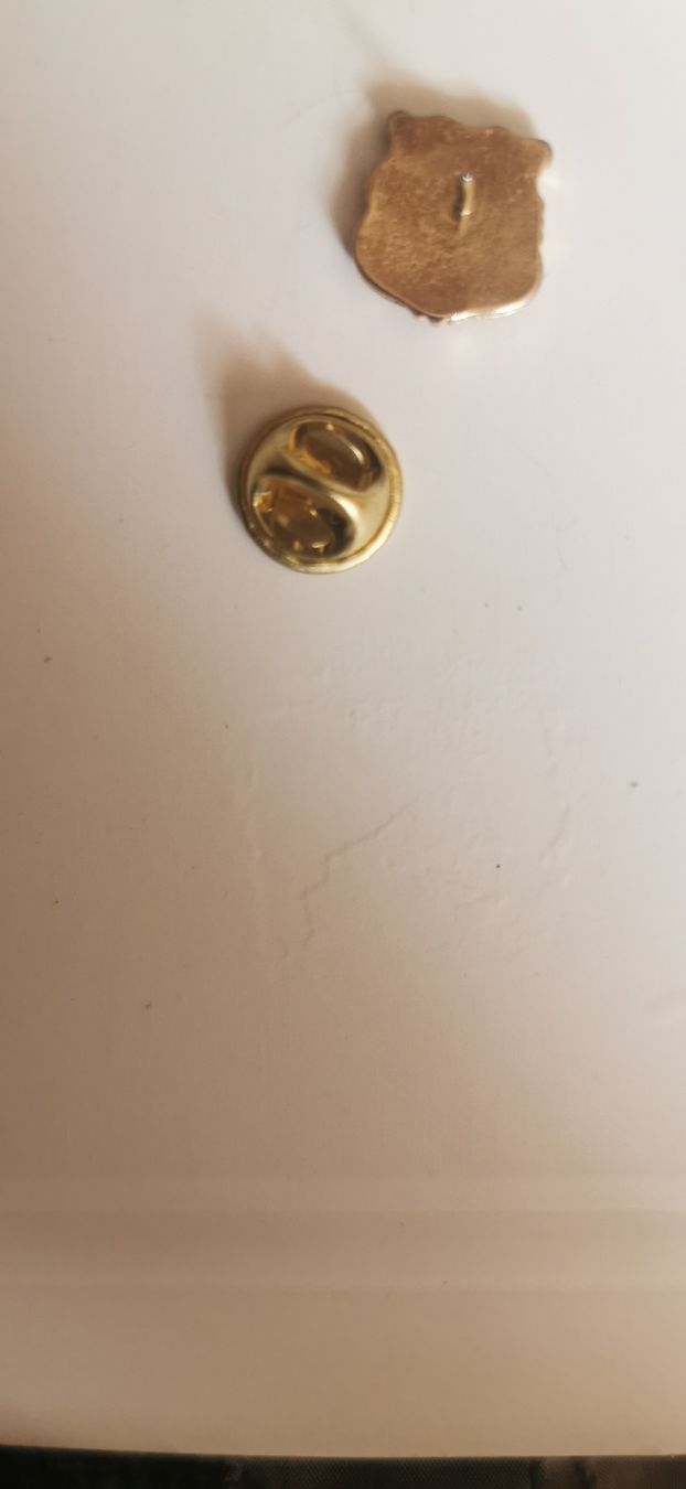 Placchette & Badge: Pin FC Barcelone – Usato da Genève venduto da vins50 1