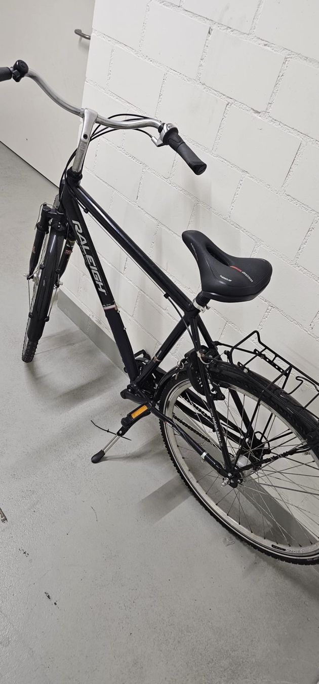 Biciclette: Bicicletta da uomo Raleigh nero taglia L perfetta – Usato da Zürich venduto da ric_dgd7 1