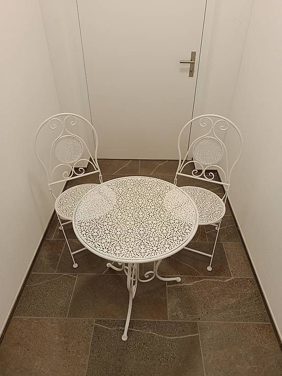 Set tavolo e sedie: Gartentischset mit 2 Stühlen – Nuovo e nell'imballaggio originale da Ebikon venduto da Steve_Wonder 1