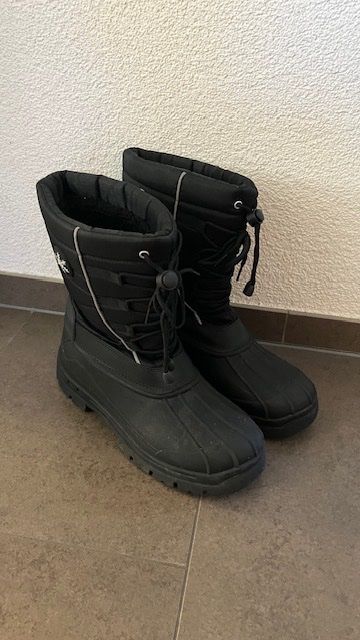 Decathlon Scarpe da uomo: Winterstiefel Schneestiefel Gr. 41 – Nuovo (secondo la descrizione) da Altstätten SG venduto da gina6378