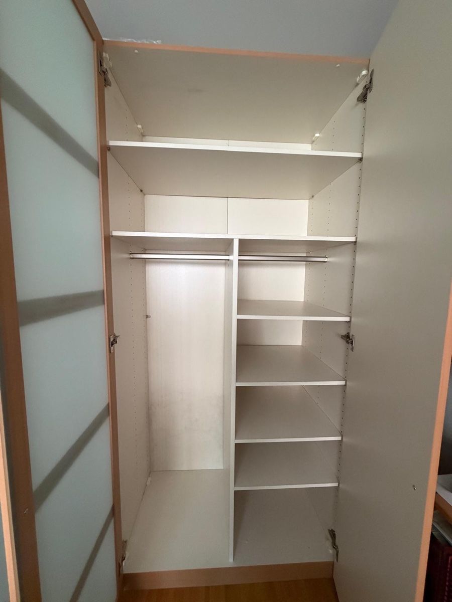 Armadi: Schrank Buche Optik mit Glastüren – Usato da Horgen venduto da CS75 2