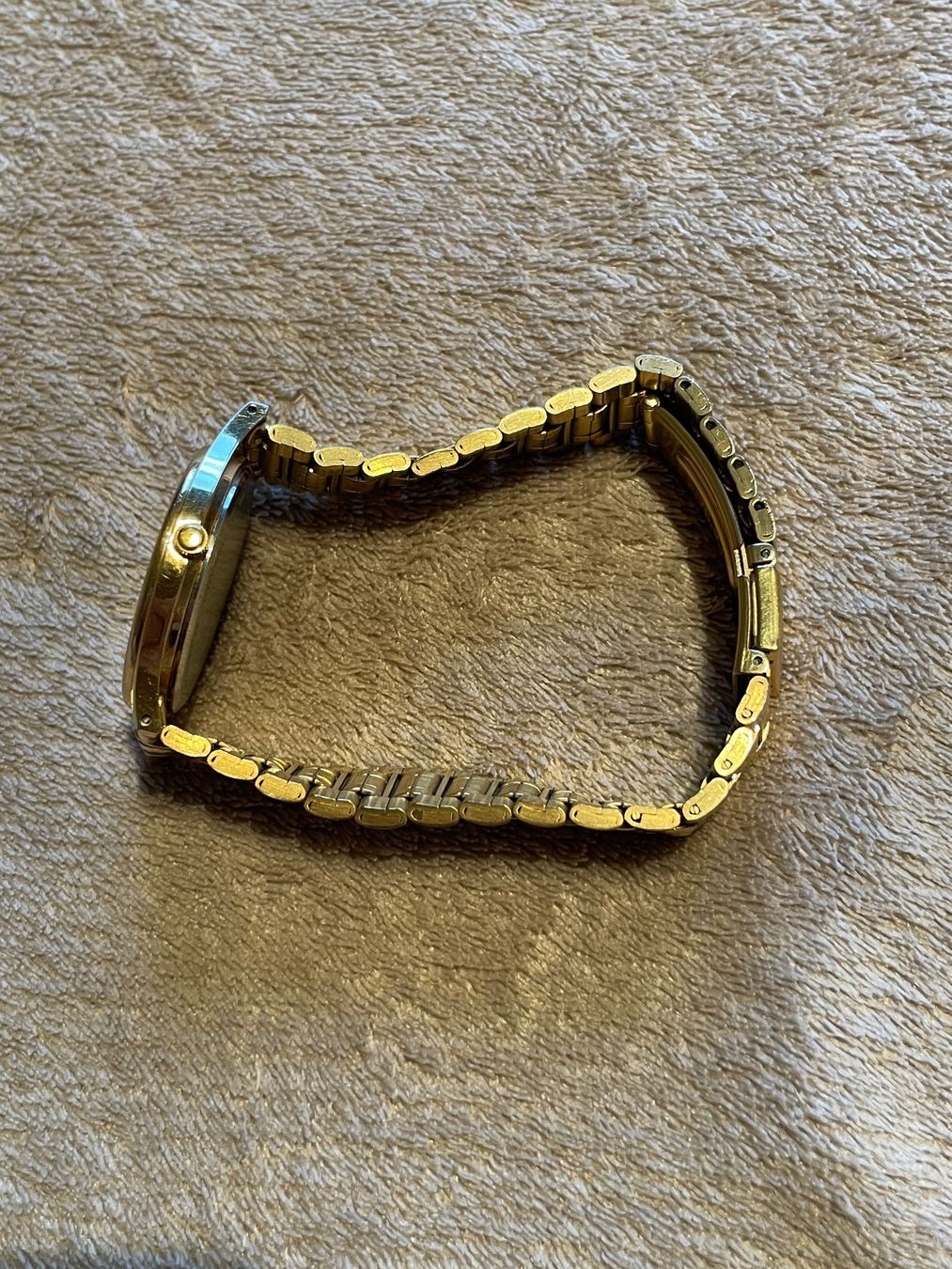 Certina Orologi: Certina Quartz Armbanduhr Vintage – Usato da Niederwangen BE venduto da m_s13 2