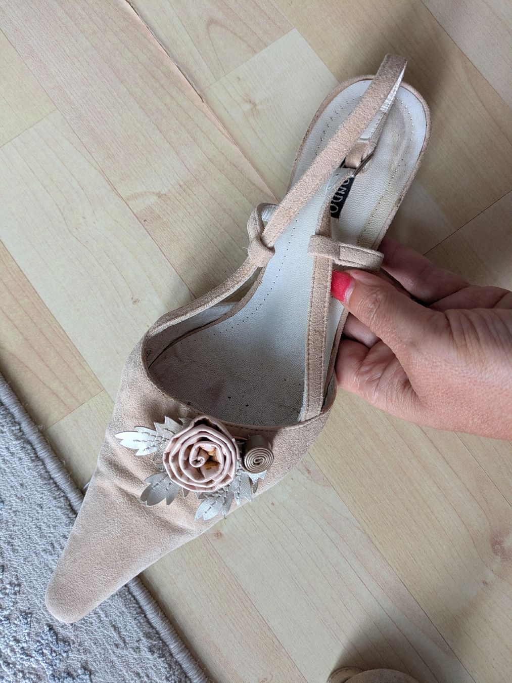 Scarpe da donna: Belmondo Slingpumps beige Gr. 39 – Usato da Rieden AG venduto da juliarieden 2