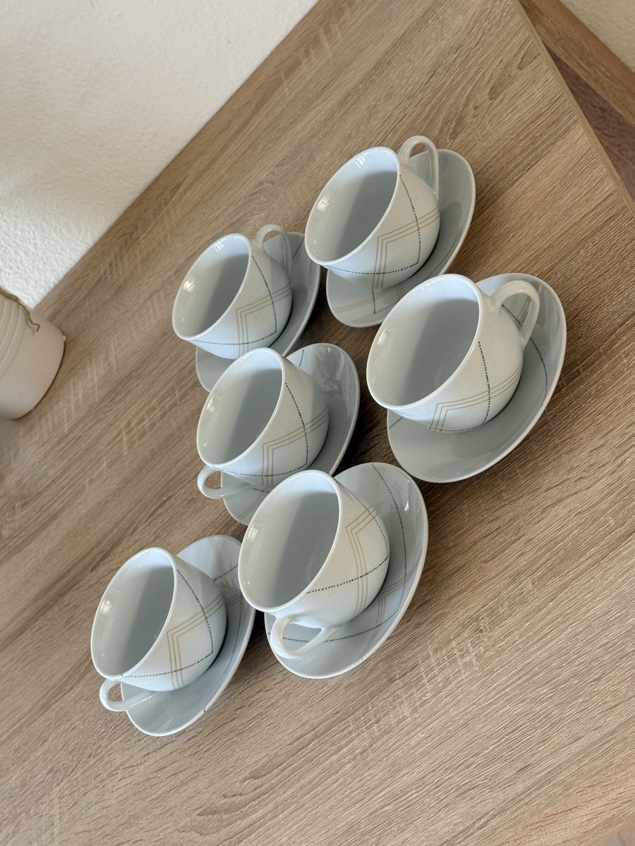 Tazze: 6 Kaffeetassen mit Untertassen – Usato da Rorschacherberg venduto da pol_2pw7 4