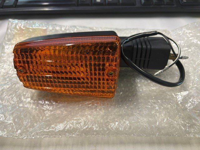 Suzuki Tutti i ricambio per moto: Suzuki Blinker GSX550 komplett – Nuovo e nell'imballaggio originale da Landquart venduto da jes_6zrh