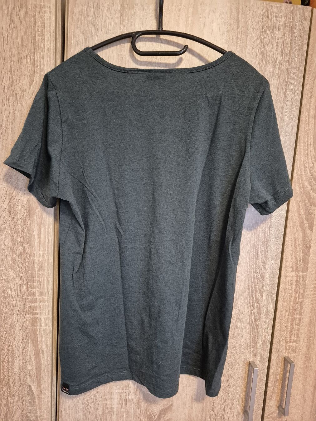 Ragwear T-shirt: Damen Ragwear T-Shirt – Usato da Gerlafingen venduto da nila44 2