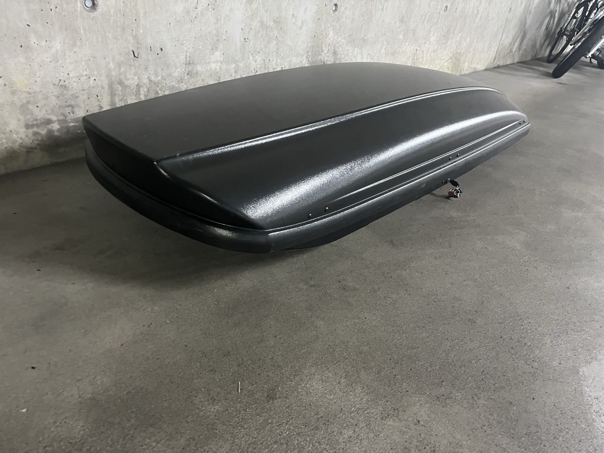 Thule Coffres de toit: Dachbox von Thule(Gross) – D'occasion à Biel/Bienne par Nyborg 3