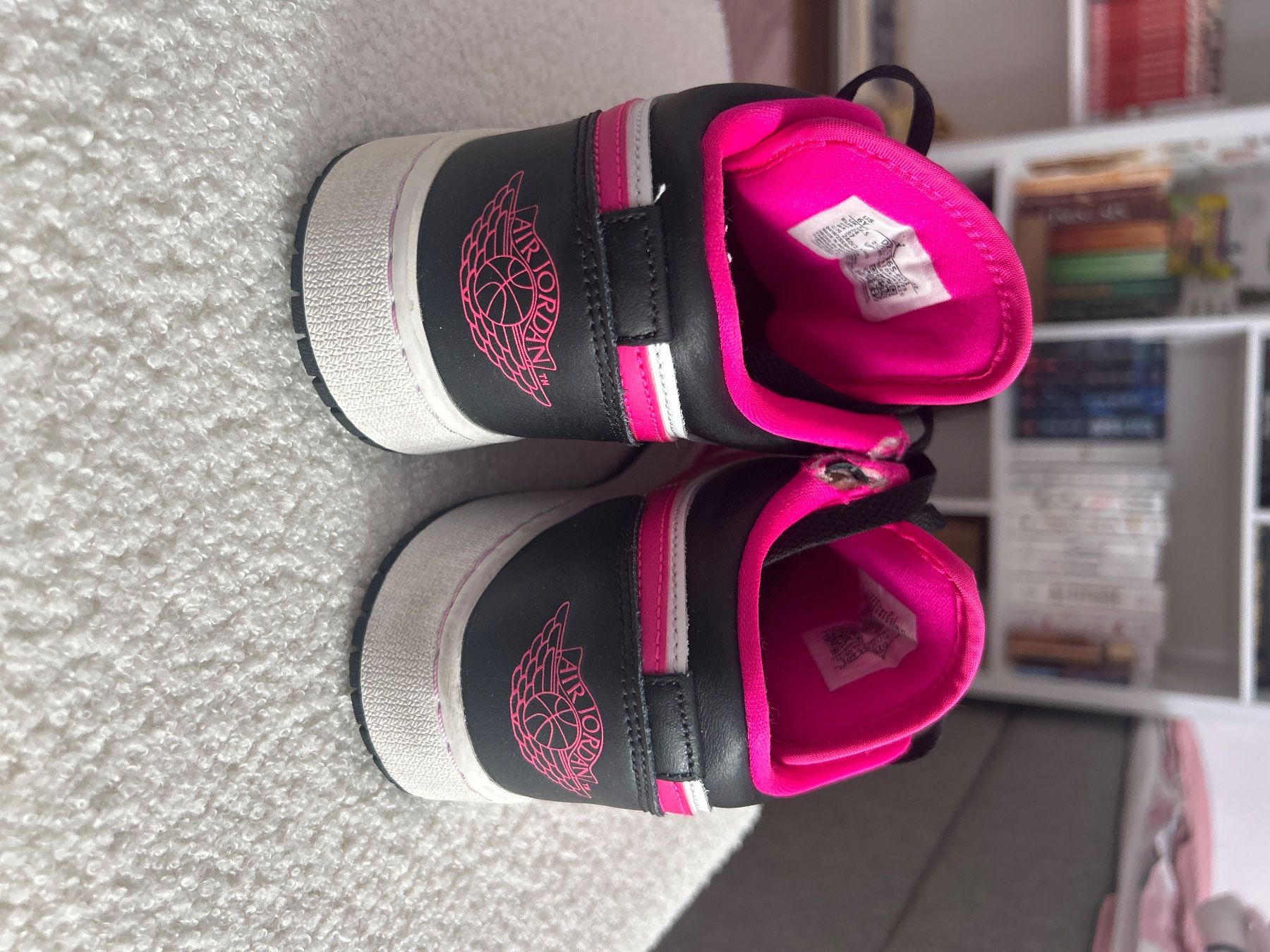 Jordan Scarpe per ragazze: Jordan fille – Usato da Sierre venduto da art_wqf9 6