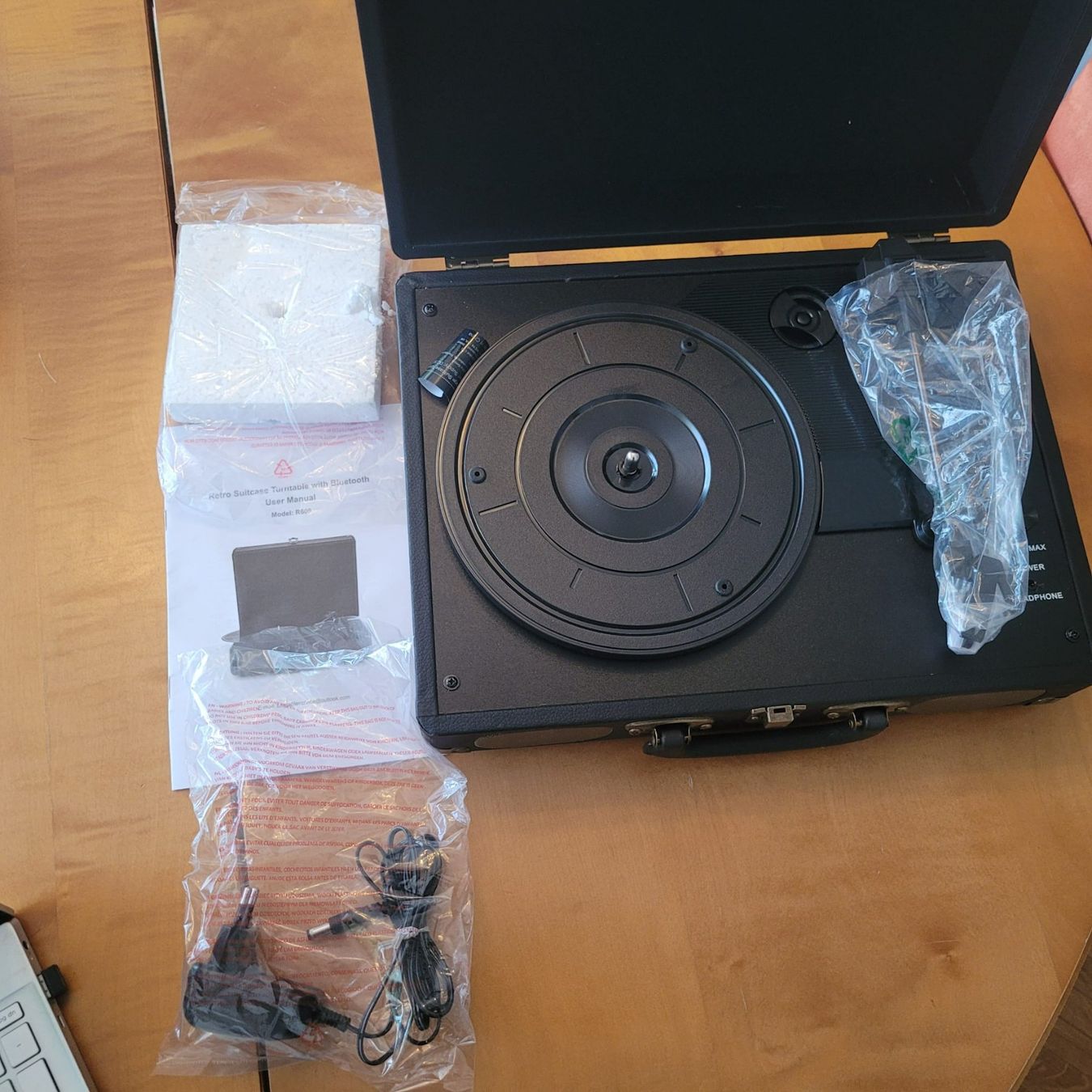 Giradischi: Tourne-disque Rétro R609 – Bluetooth – Nuovo e nell'imballaggio originale da Crans-Montana venduto da val_z27p 2