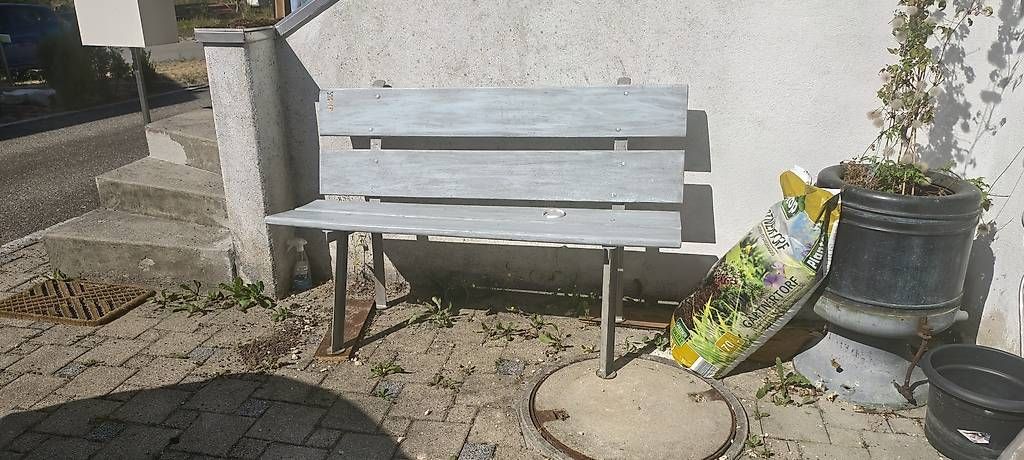 Bancs: Sitzbank gratis abzugeben – D'occasion à Mümliswil par C.Tischer