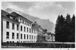 Schöne Ansichtskarte Krankenhaus Wallenstadt - ab 1.--