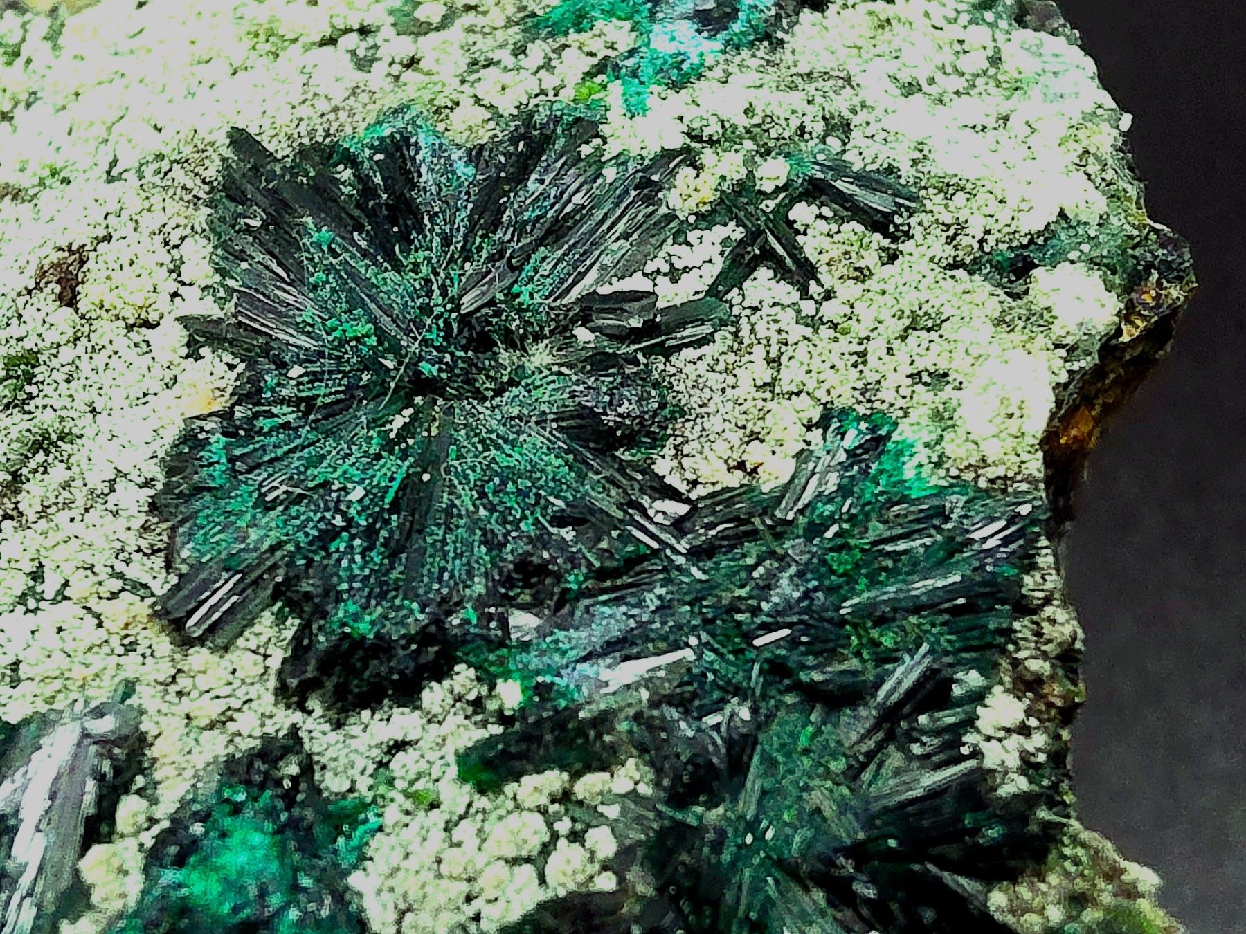 Minerali & Pietre curative: Top Atacamite Antofagasta, Chile – Usato da Figino venduto da panshop 7
